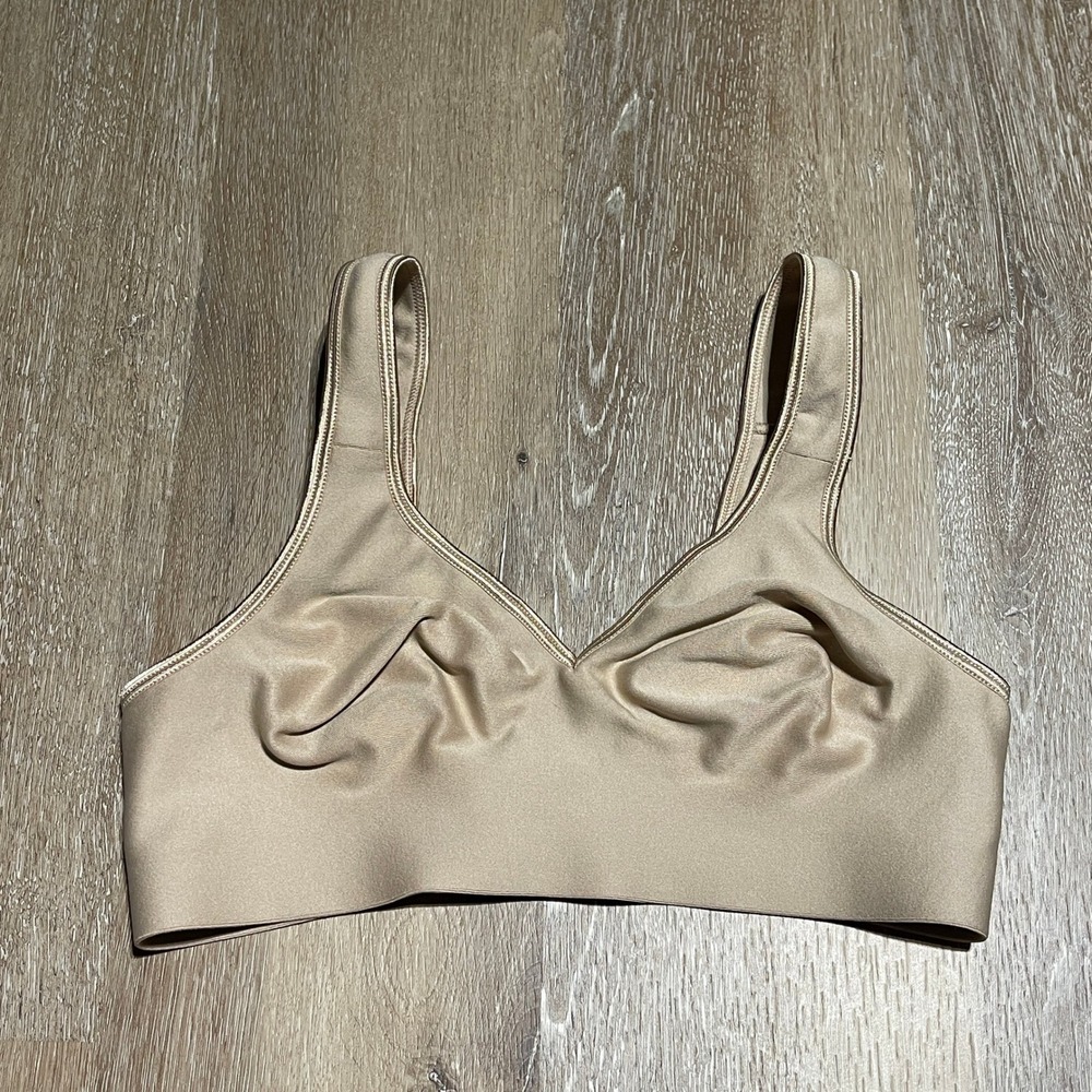 Hanes ComfortFlex Fit Wireless Full Coverage Bra Beige S/CH EUC‎